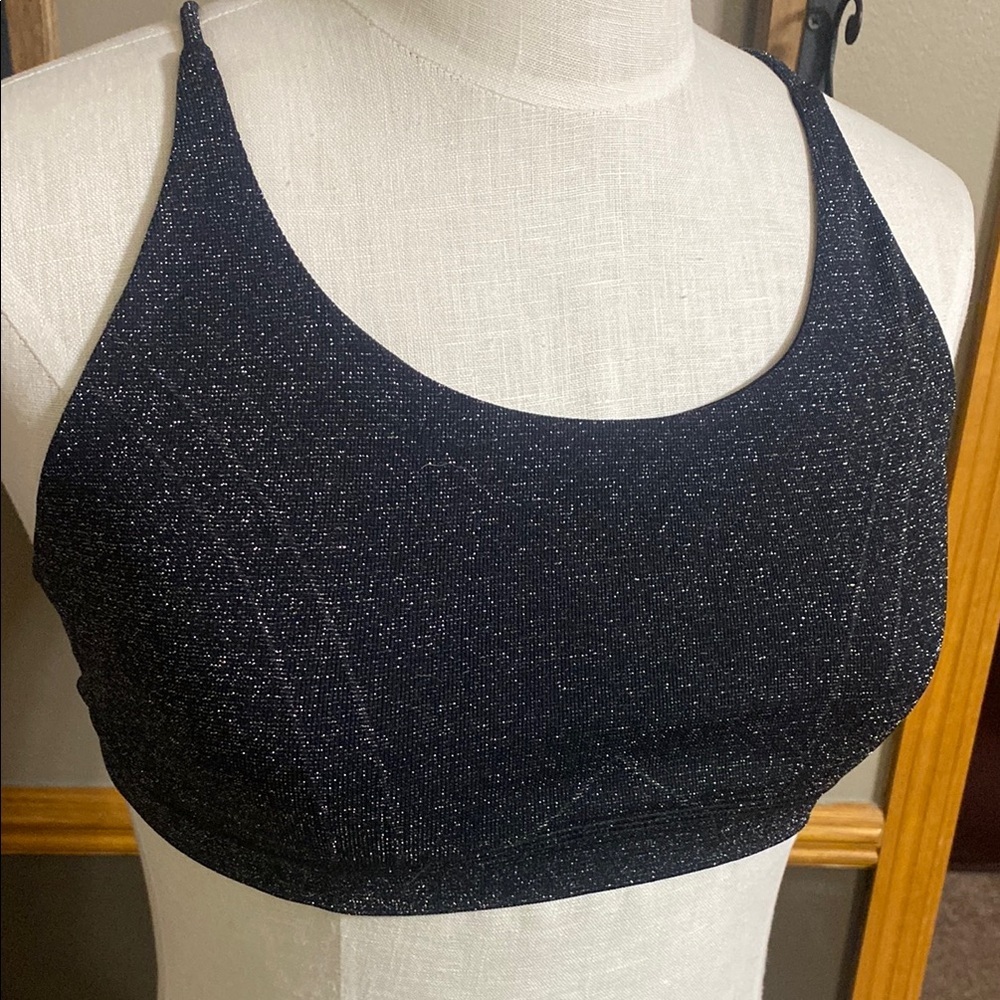 Fabletics low impact black & silver glitter sparkle seamless strappy bra size m